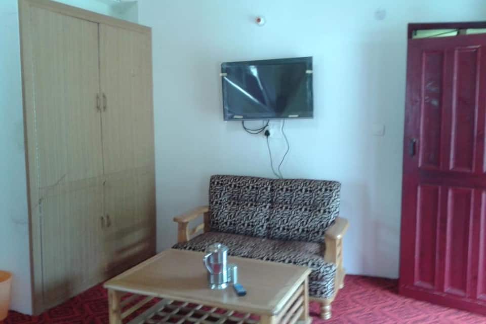 Seraj Home Stay